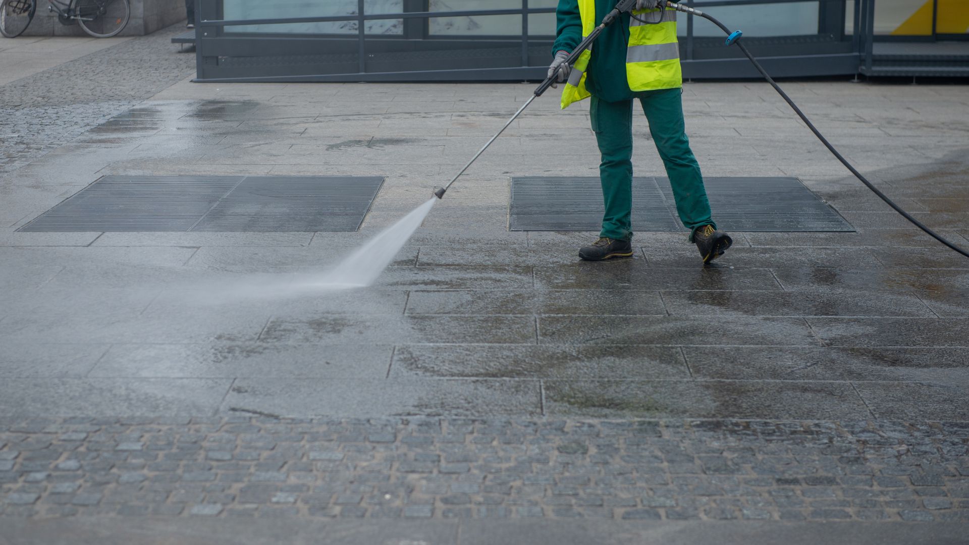 Professional commercial pressure washing in Las Vegas